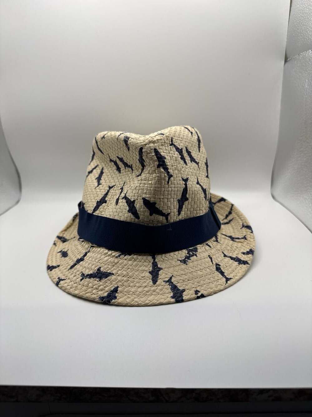 Cat & Jack Boys Shark Print Straw Fedora Hat with Navy Band